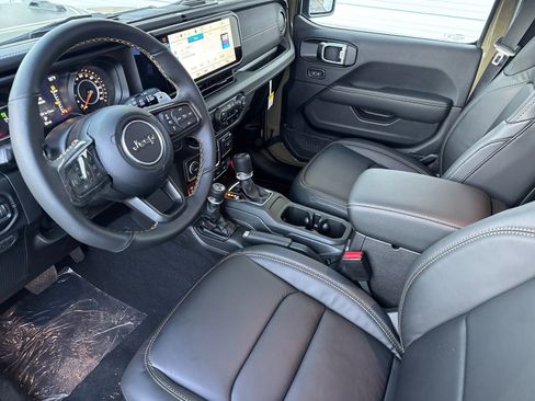 New 2025 Jeep Wrangler Unlimited Rubicon 392 AWD/4WD image 10