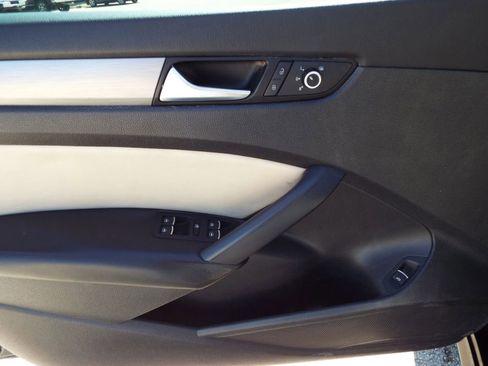 Used 2014 Volkswagen Passat TDI SE image 20