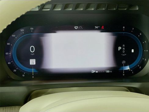 Used 2023 Volvo XC90 B6 Plus w/ Protection Package image 17