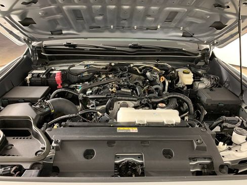 Used 2024 Toyota Tacoma SR5 image 39