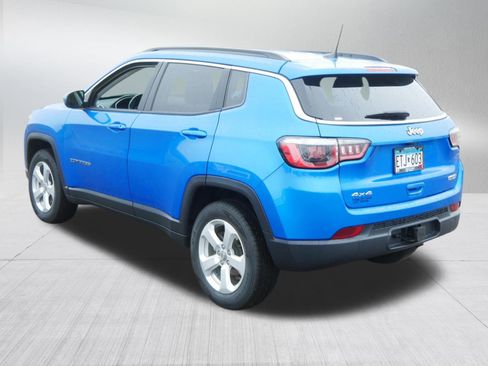 Used 2018 Jeep Compass Latitude w/ Popular Equipment Group AWD/4WD image 5