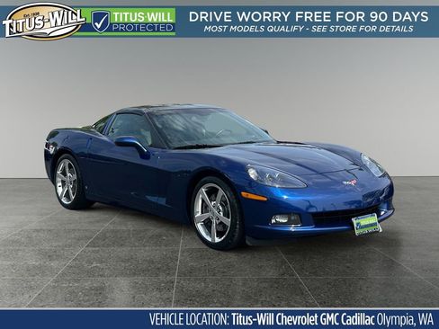 Used 2007 Chevrolet Corvette Coupe w/ Preferred Equipment Group RWD image 1