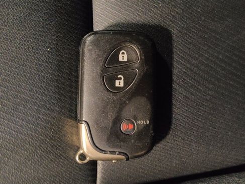 Used 2015 Lexus CT 200h w/ Navigation Package FWD image 32