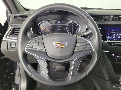 Certified 2023 Cadillac XT5 Luxury image 20