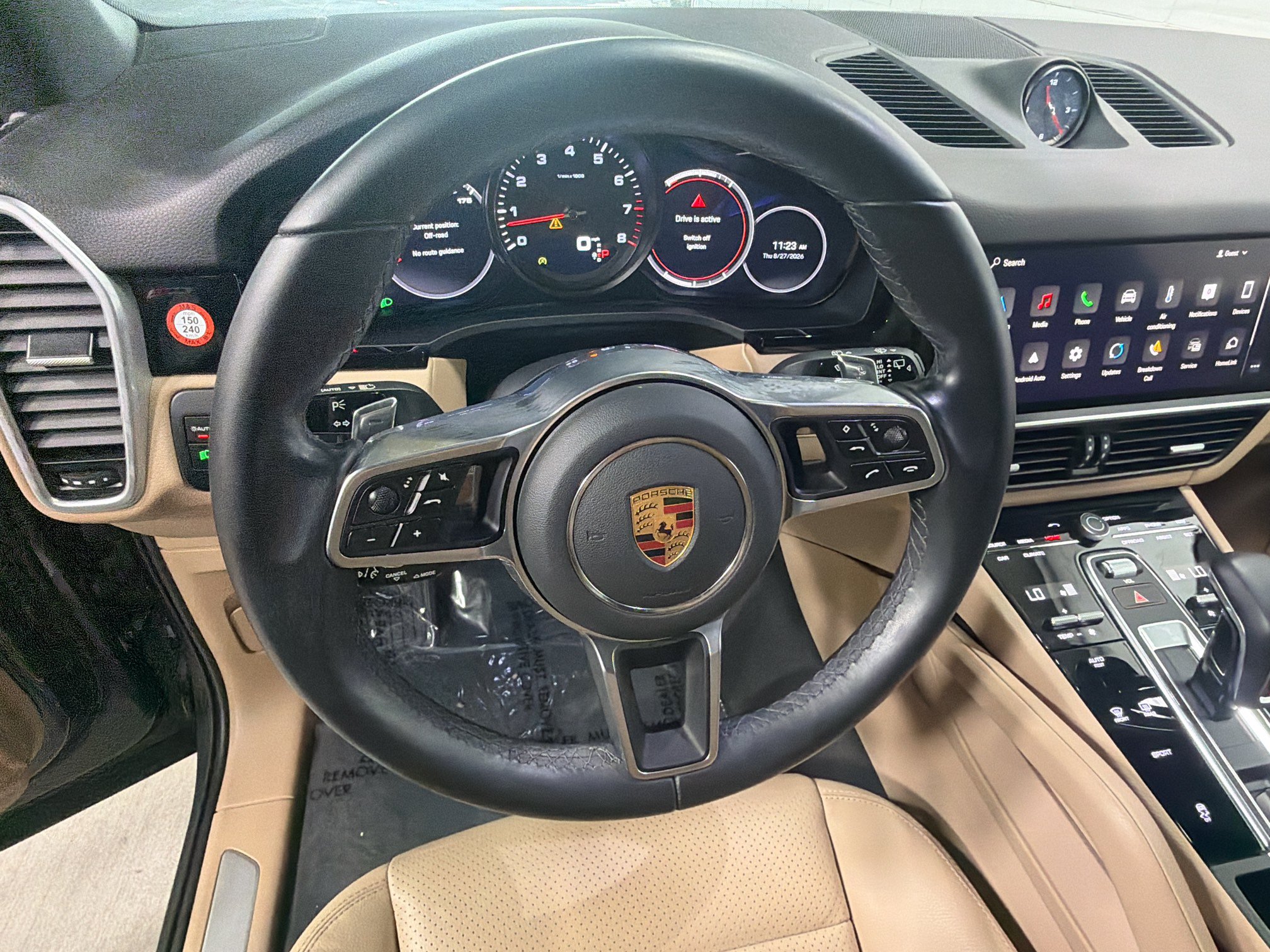 Certified 2023 Porsche Cayenne AWD/4WD image 36