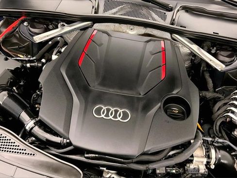 Certified 2022 Audi S4 Premium Plus w/ Premium Plus Package image 31