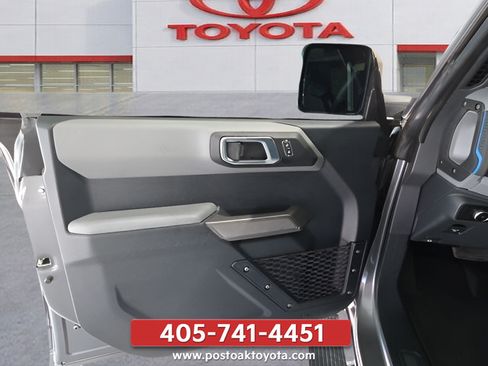 Used 2023 Ford Bronco Black Diamond AWD/4WD image 9
