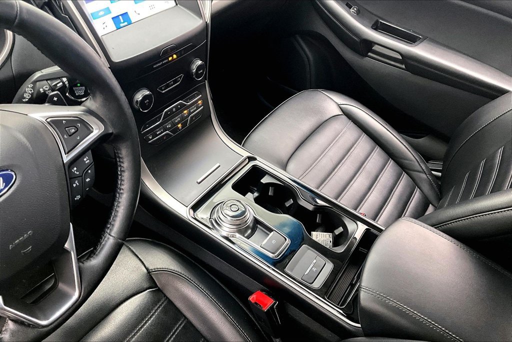 Used 2019 Ford Edge SEL w/ Equipment Group 201A AWD/4WD image 14