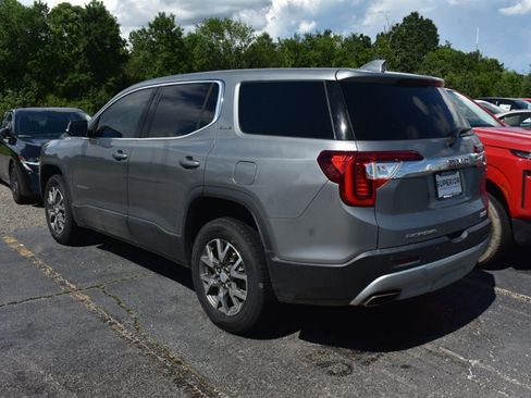 Used 2023 GMC Acadia SLE FWD image 5