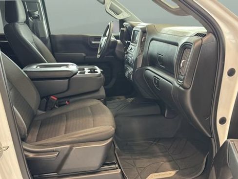 Used 2022 Chevrolet Silverado 1500 Custom AWD/4WD image 22