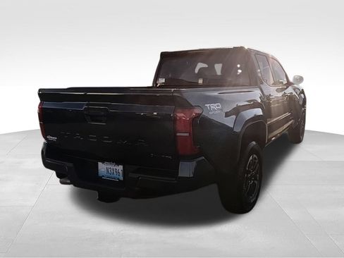 Used 2025 Toyota Tacoma TRD Sport AWD/4WD image 10