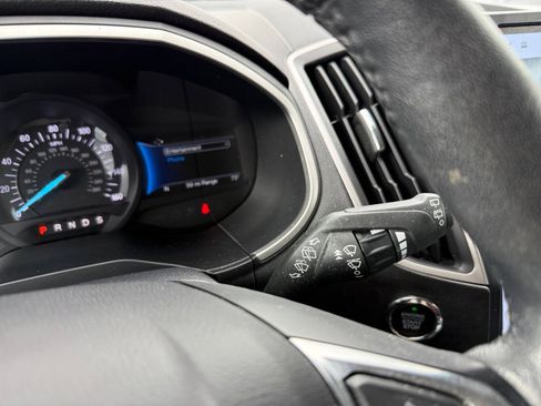 Used 2021 Ford Edge SEL FWD image 18