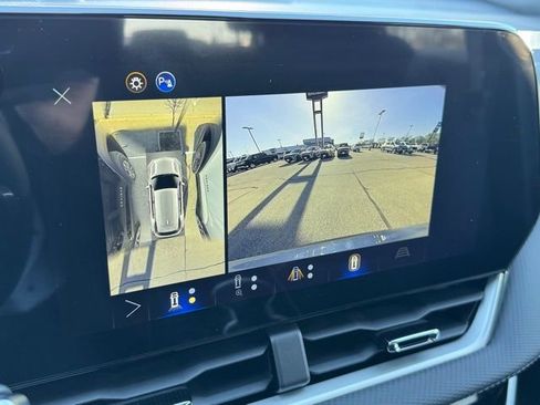 New 2026 Chevrolet Equinox LT w/ Safety and Technology Package AWD/4WD image 4
