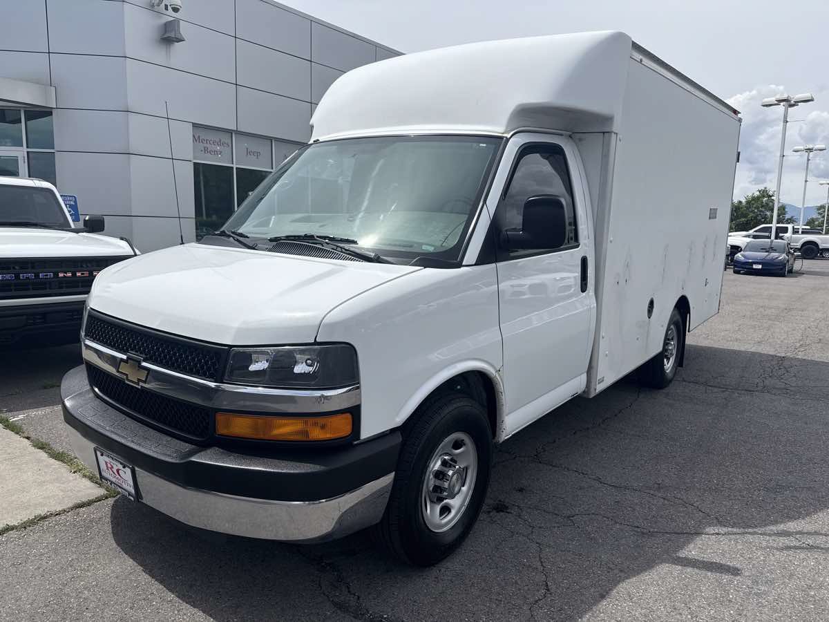 Used 2013 Chevrolet Express 3500 w/ Chrome Appearance Package RWD image 2