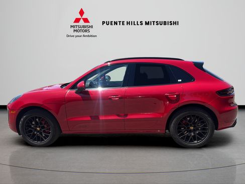 Used 2018 Porsche Macan GTS w/ Premium Package Plus AWD/4WD image 8