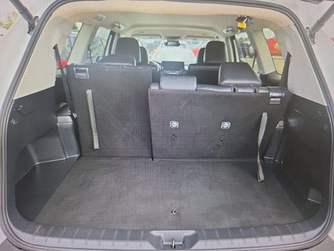 Used 2025 Toyota Grand Highlander AWD image 16