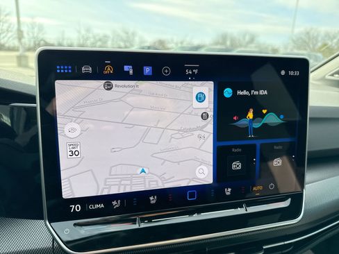 Used 2025 Volkswagen GTI SE image 12