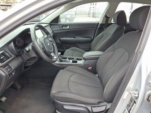 Used 2018 Kia Optima LX w/ 17" Alloy Wheels Package image 13