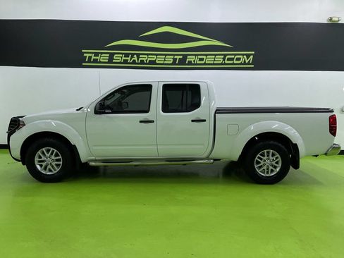 Used 2016 Nissan Frontier SV w/ SV Value Truck Package AWD/4WD image 6