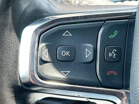 Used 2024 RAM 1500 Laramie AWD/4WD image 35