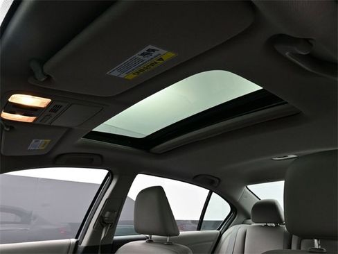 Used 2017 Honda Accord EX-L image 12