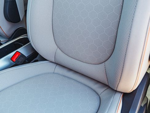 New 2025 Volkswagen ID. Buzz 1st Edition image 24