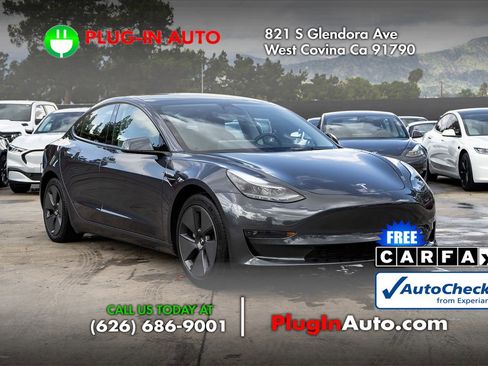 Used 2023 Tesla Model 3 Standard Range image 3