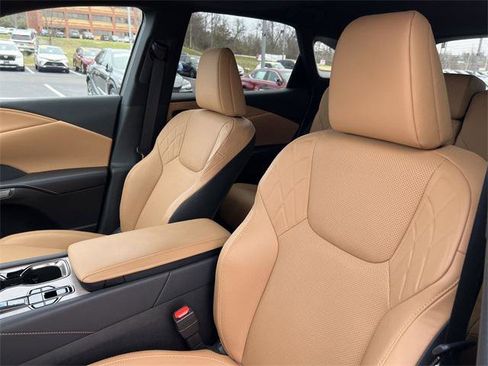 Certified 2024 Lexus RX 350 Premium image 9