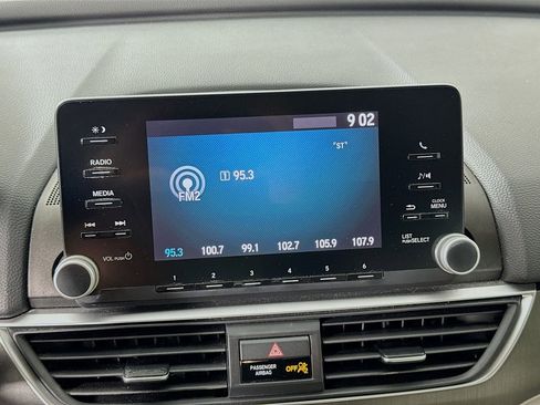 Used 2018 Honda Accord LX image 14