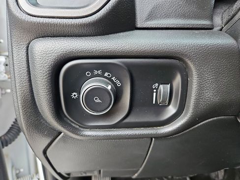 Used 2022 RAM 2500 Tradesman image 22