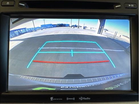 Used 2018 Toyota Highlander XLE image 26