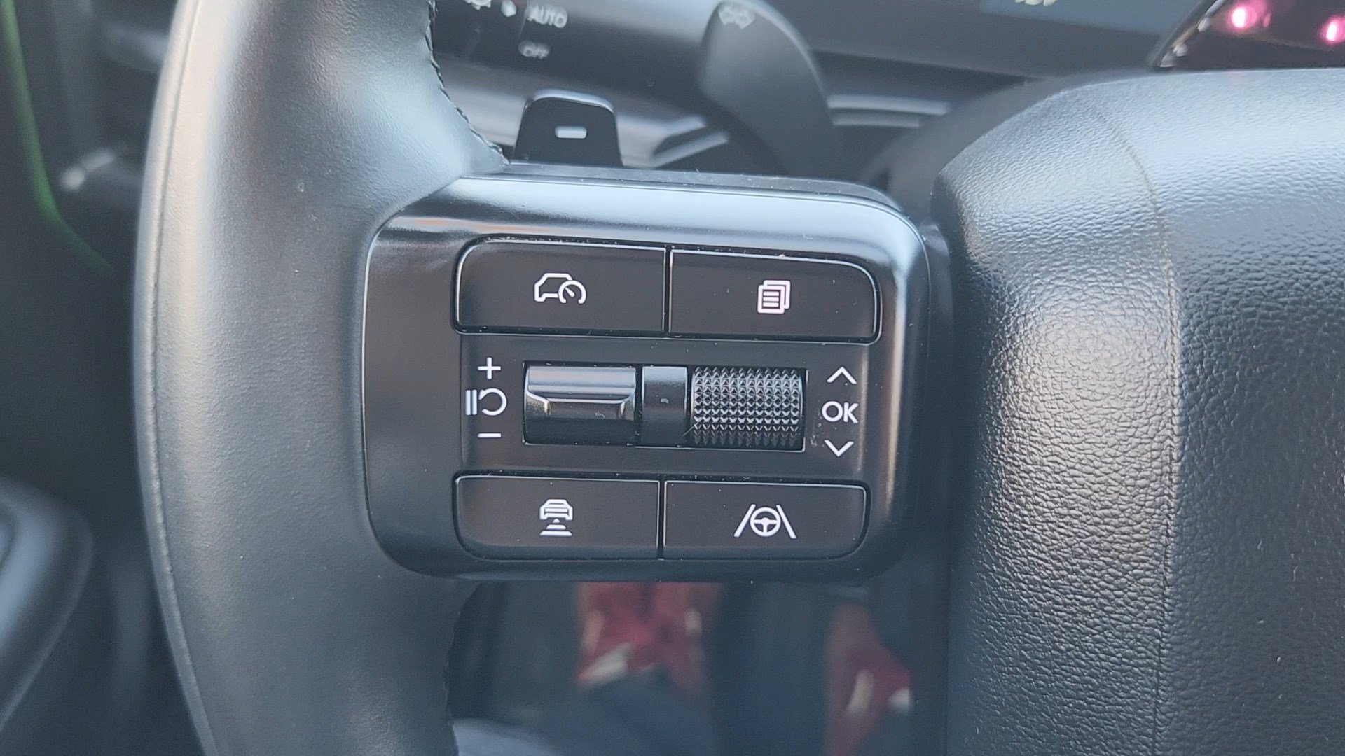 Used 2024 Hyundai Santa Fe Calligraphy AWD/4WD image 13