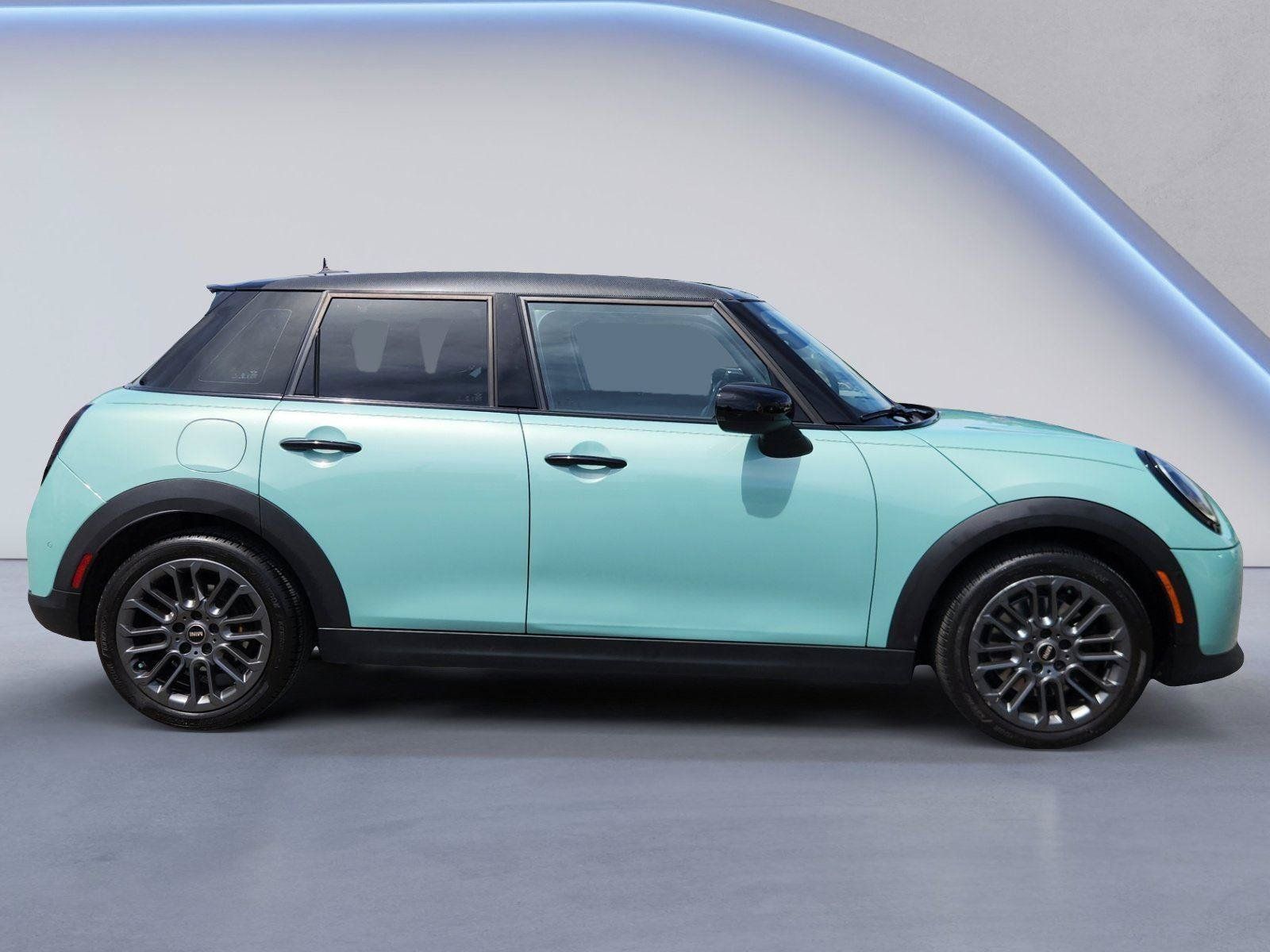 Used 2025 MINI Cooper S FWD image 2