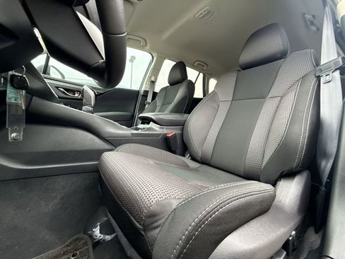 Certified 2025 Subaru Outback Premium image 11
