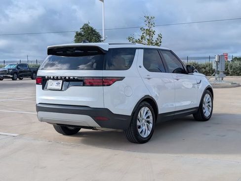 Used 2024 Land Rover Discovery S AWD/4WD image 5