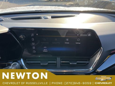 New 2026 Chevrolet Trax RS w/ Sunroof Package FWD image 10