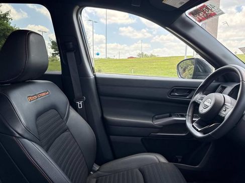 Used 2025 Nissan Pathfinder Rock Creek AWD/4WD image 15