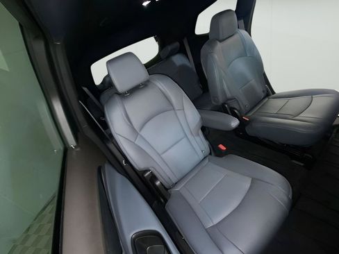 Used 2024 Buick Enclave Essence w/ LPO, Floor Liner Package AWD/4WD image 12