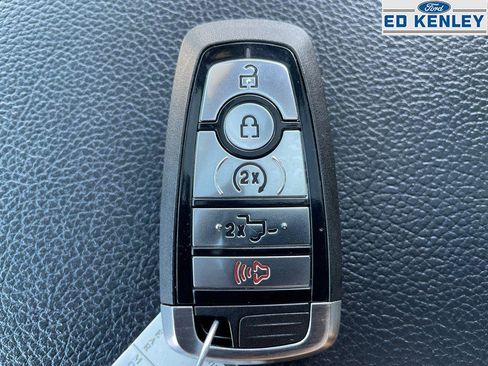 Used 2022 Ford F350 Lariat w/ Tremor Off-Road Package image 12