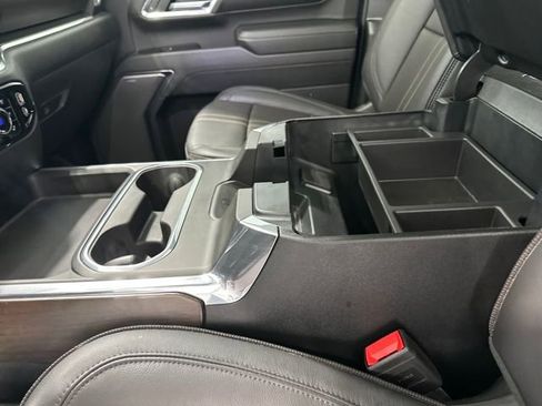 Used 2024 Chevrolet Silverado 2500 High Country w/ Technology Package image 22