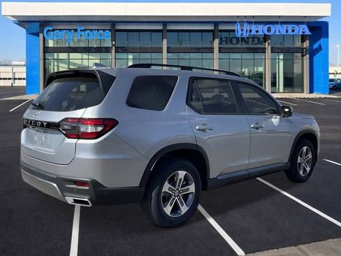 New 2026 Honda Pilot EX-L image 5