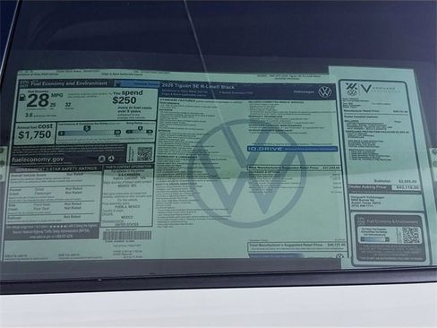 New 2026 Volkswagen Tiguan SE R-Line image 19