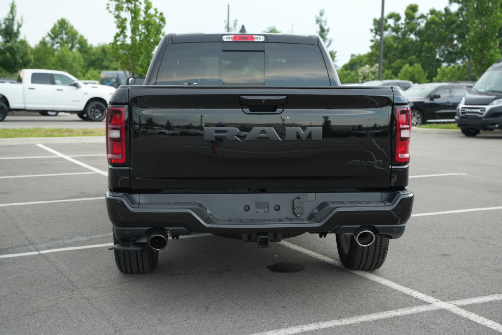 New 2026 RAM 1500 Express AWD/4WD image 6