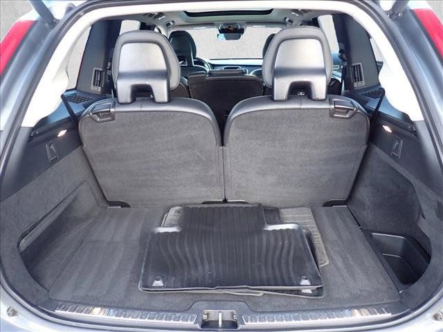 Used 2016 Volvo XC90 T6 Momentum w/ Protection Package Plus AWD/4WD image 8