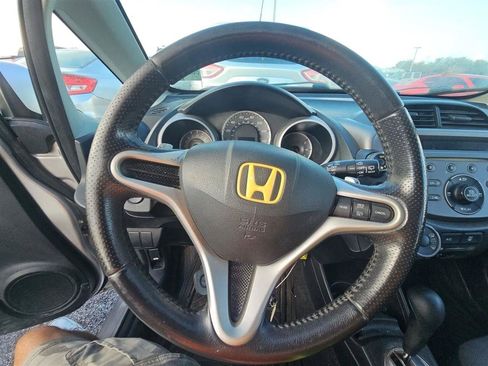 Used 2011 Honda Fit Sport image 10