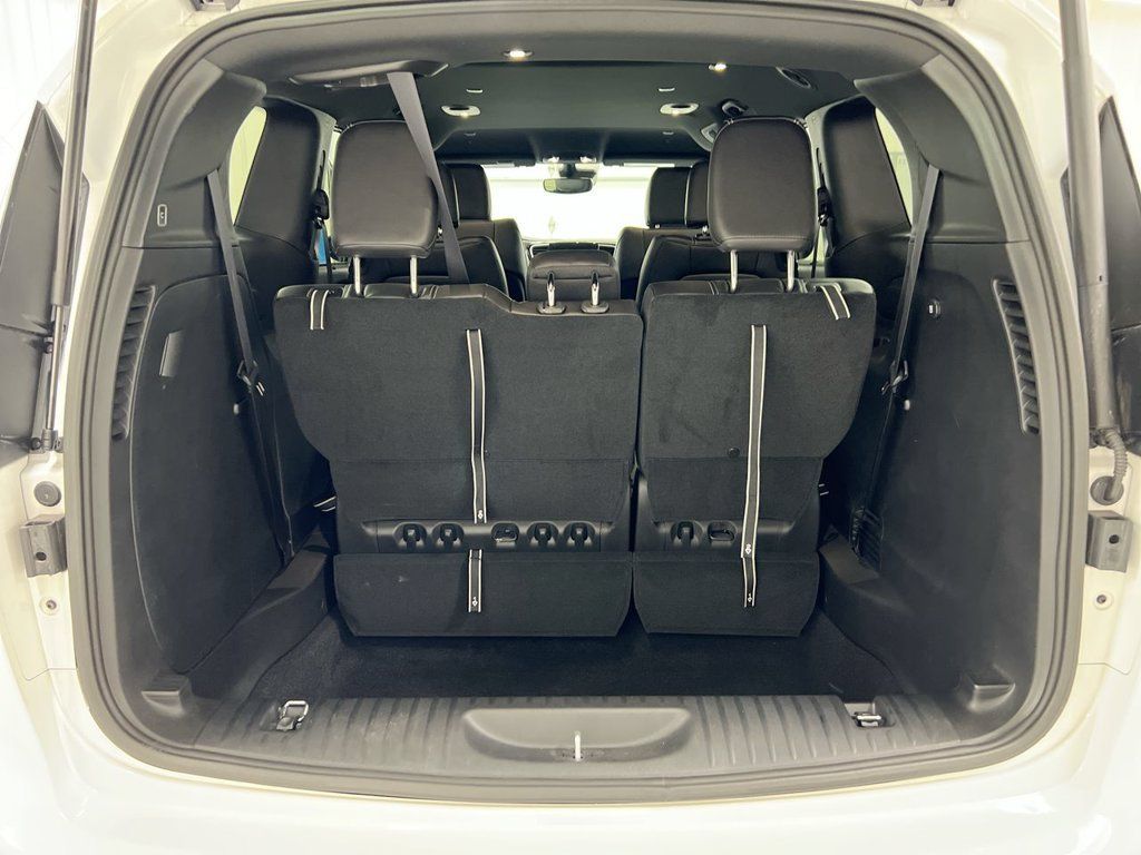 New 2026 Chrysler Pacifica Select FWD image 24