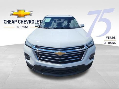 Used 2023 Chevrolet Traverse LT w/ LPO, Cargo Package AWD/4WD image 8