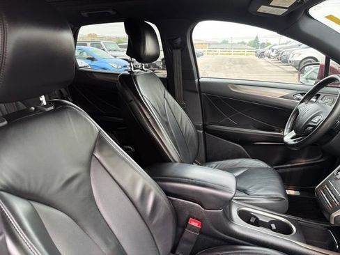 Used 2017 Lincoln MKC Select AWD/4WD image 24