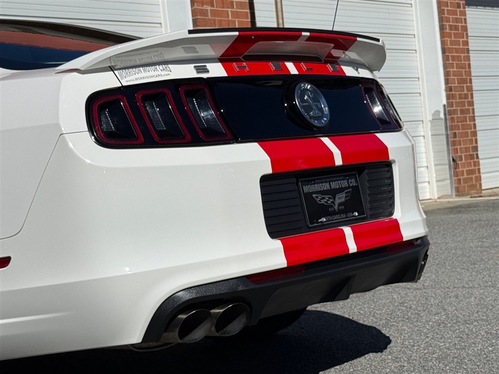 Used 2013 Ford Mustang Shelby GT500 RWD image 25
