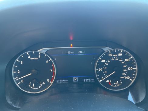 Used 2024 Nissan Altima 2.5 SV image 11